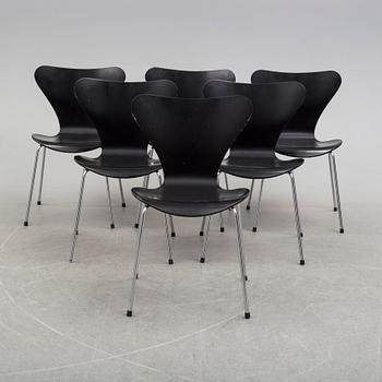 ARNE JACOBSEN, stolar, 6 st, "Sjuan", Fritz Hansen, 1984.