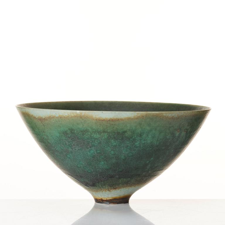 Kyllikki Salmenhaara, a stoneware bowl, Arabia, Finland 1950's.