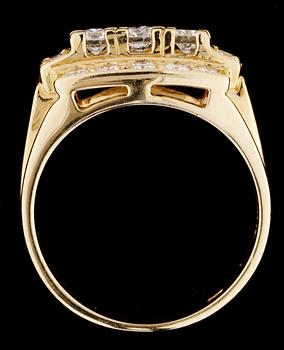 RING, briljantslipade diamanter, tot. 0.74 ct.