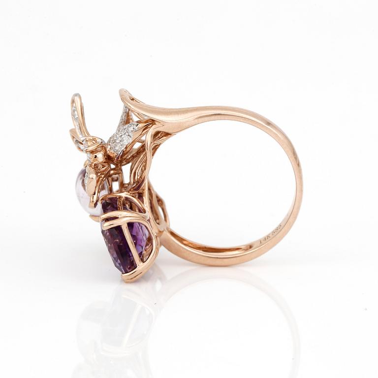 RING, 14K rosa guld med ametist, kvarts, granat och små diamanter. Totalvikt ca 5,96 g.