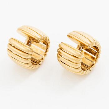 Ett par örhängen 18K guld.