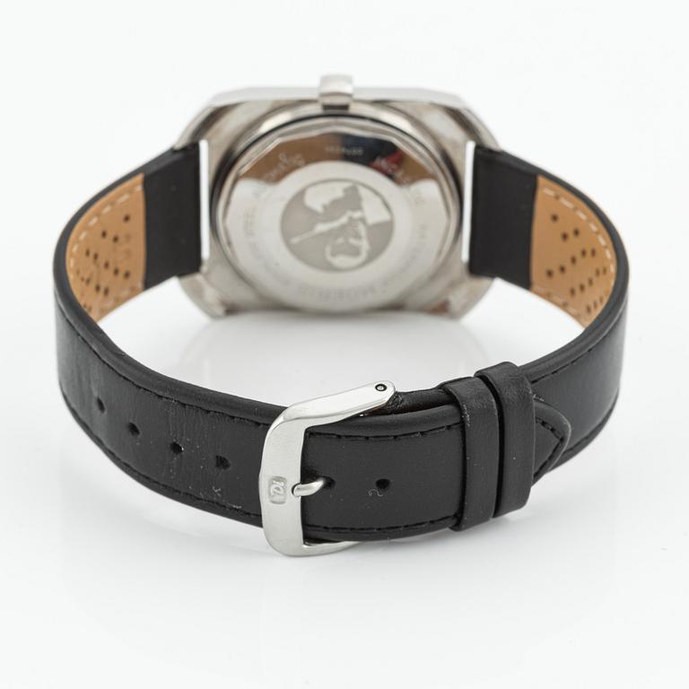Moeris, James Bond 007, wristwatch, 34 x 42 mm.