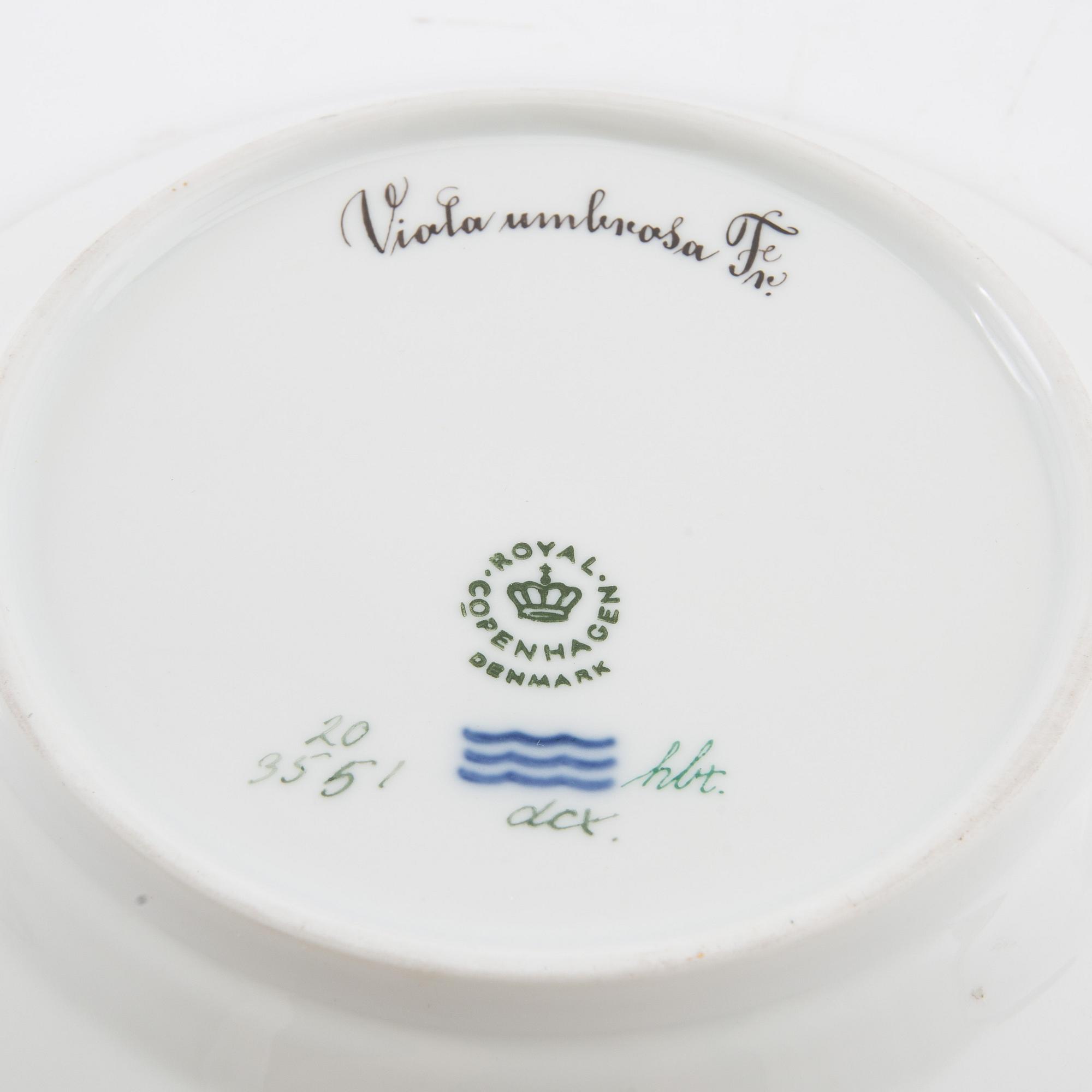 Plate "Flora Danica" Royal Copenhagen, Denmark 1963.