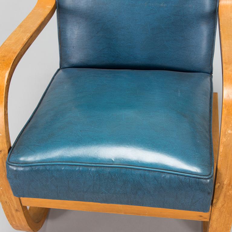 Alvar Aalto, fåtölj, modell 34 O.Y. Huonekalu- ja Rakennustyötehdas A.B. 1900-talets mitt.