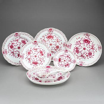 MATSERVIS, 37 delar, porslin, "Indianische blumen", Meissenliknande märke, 1800-tal.