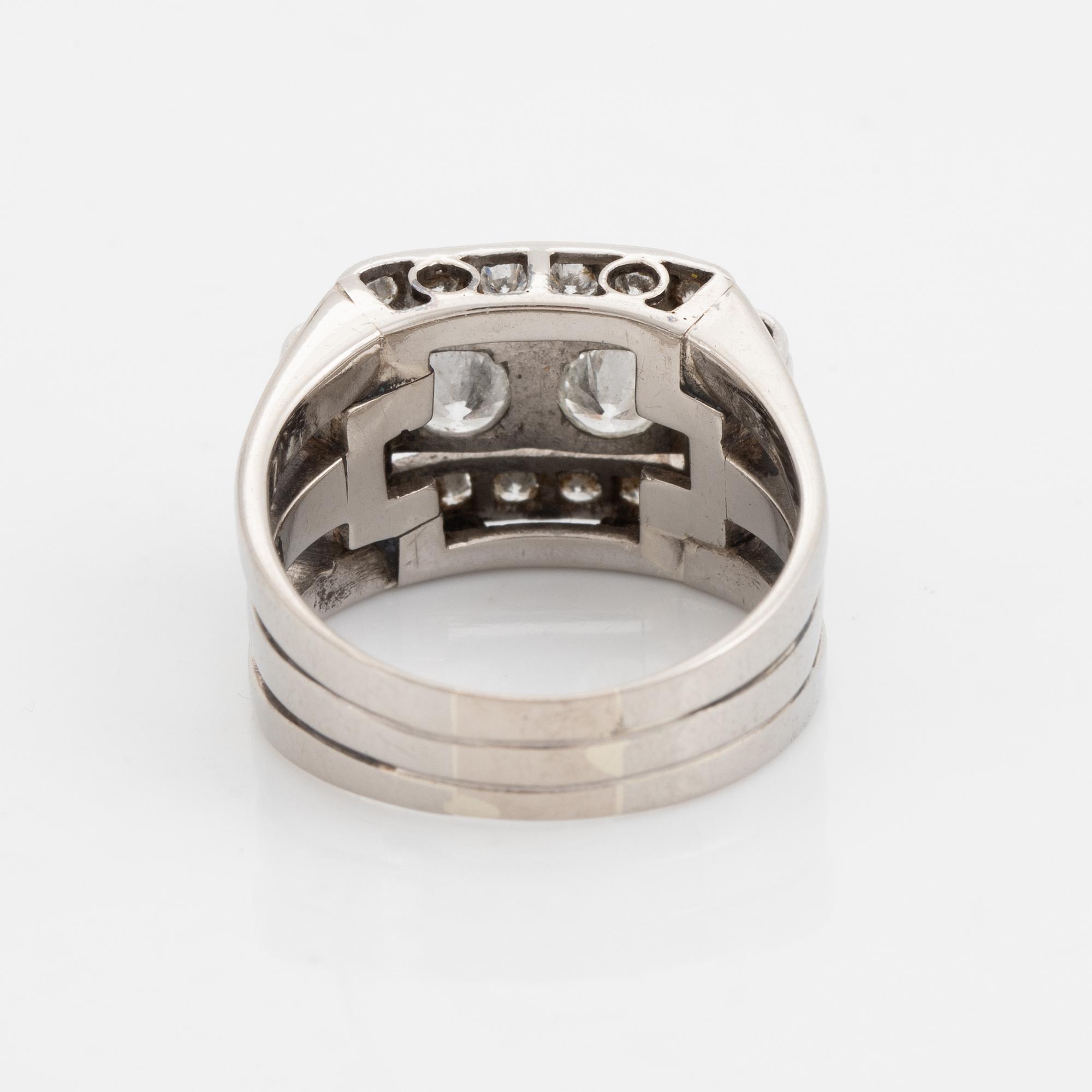 Brilliant cut diamond ring.
