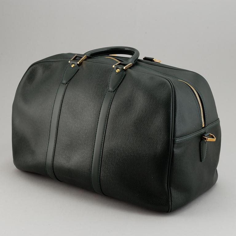LOUIS VUITTON, 'Taïga Kendall PM'.