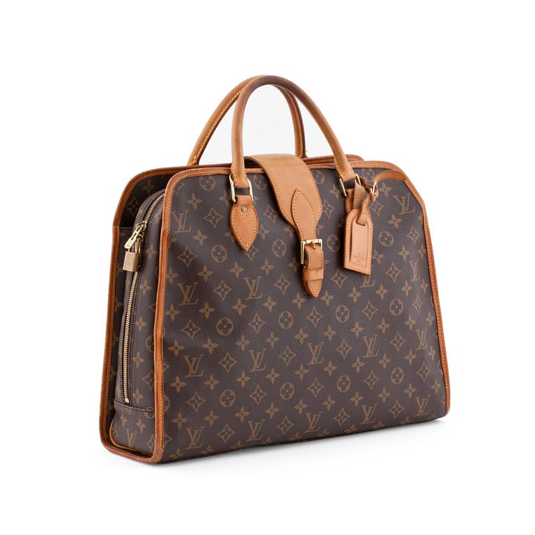 LOUIS VUITTON, a monogram canvas briefcase.