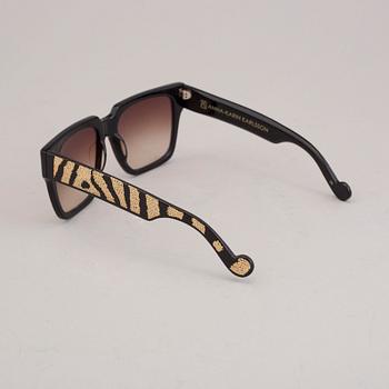 SUNGLASSES, Anna-Karin Karlsson.