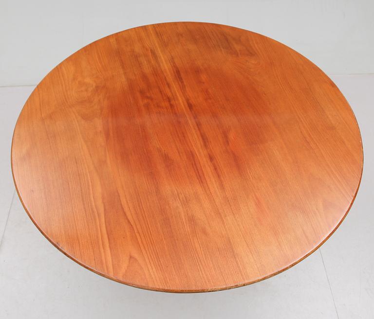 BORD, Karl Johan, 1800-talets mitt.