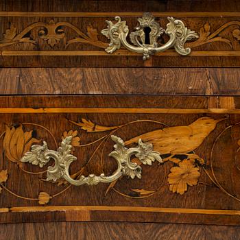 BYRÅ, rokoko, 1700-tal.