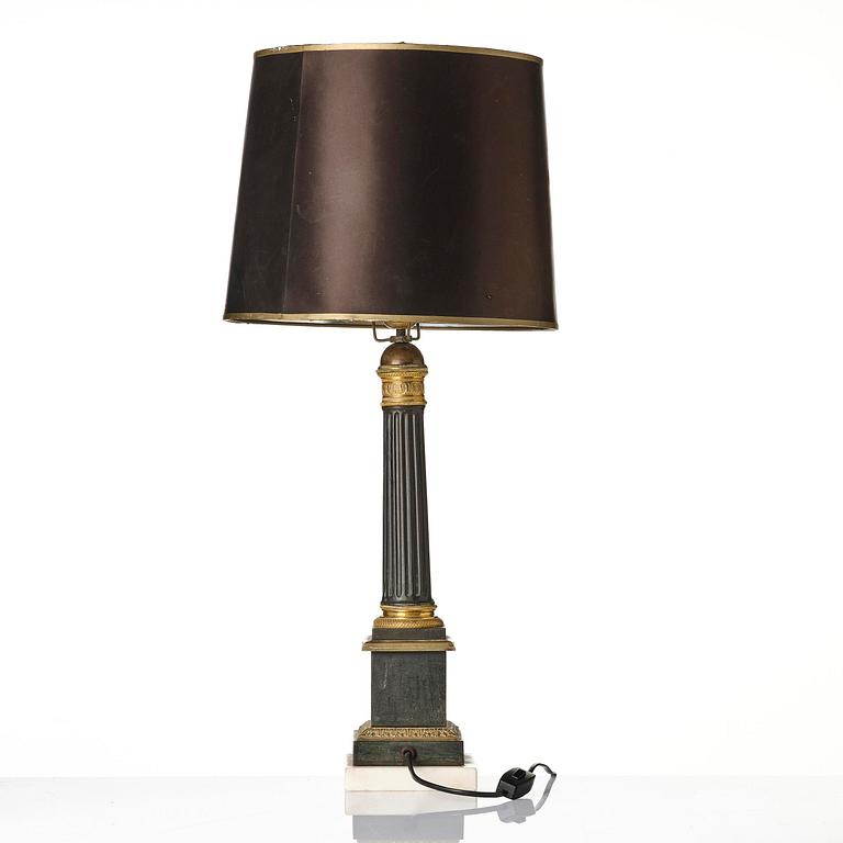 Bordslampa, Frankrike, 1800-talets första hälft, Empire.