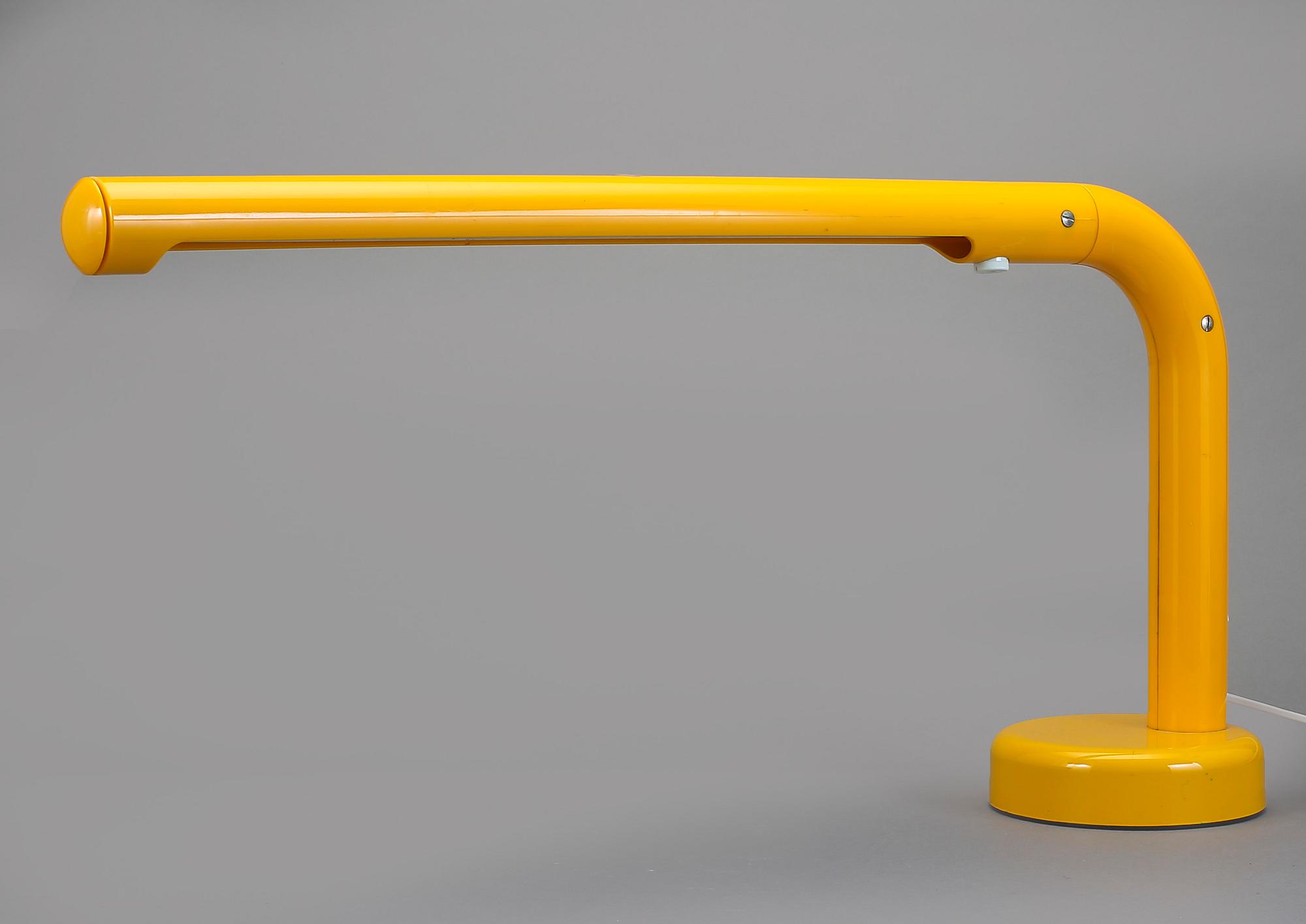 BORDSLAMPA, "Tuben", Anders Pehrson, Ateljé Lyktan, Åhus, 1900-talets andra hälft.