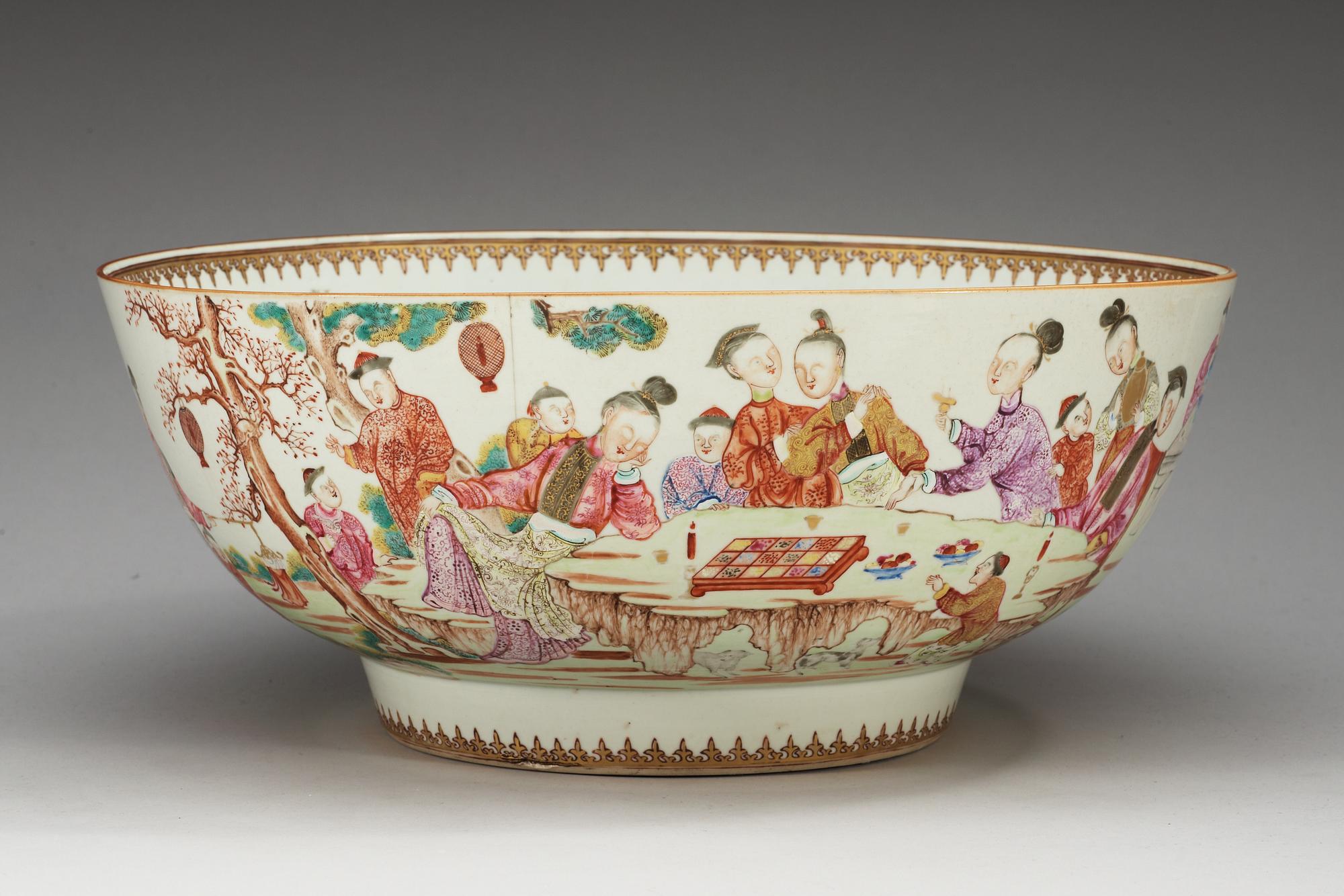BÅLSKÅL, kompaniporslin. Qing dynastin, Qianlong (1736-95).