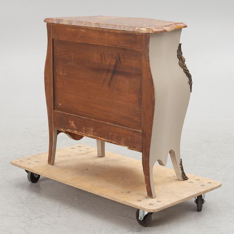 A Rococo style chest of drawers, early 20th century.