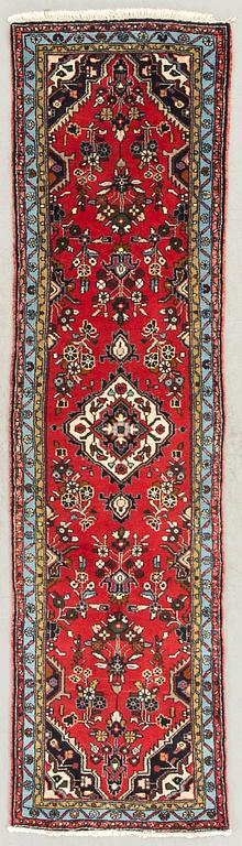 An old Hamadan runner ca 295 x 77 cm.