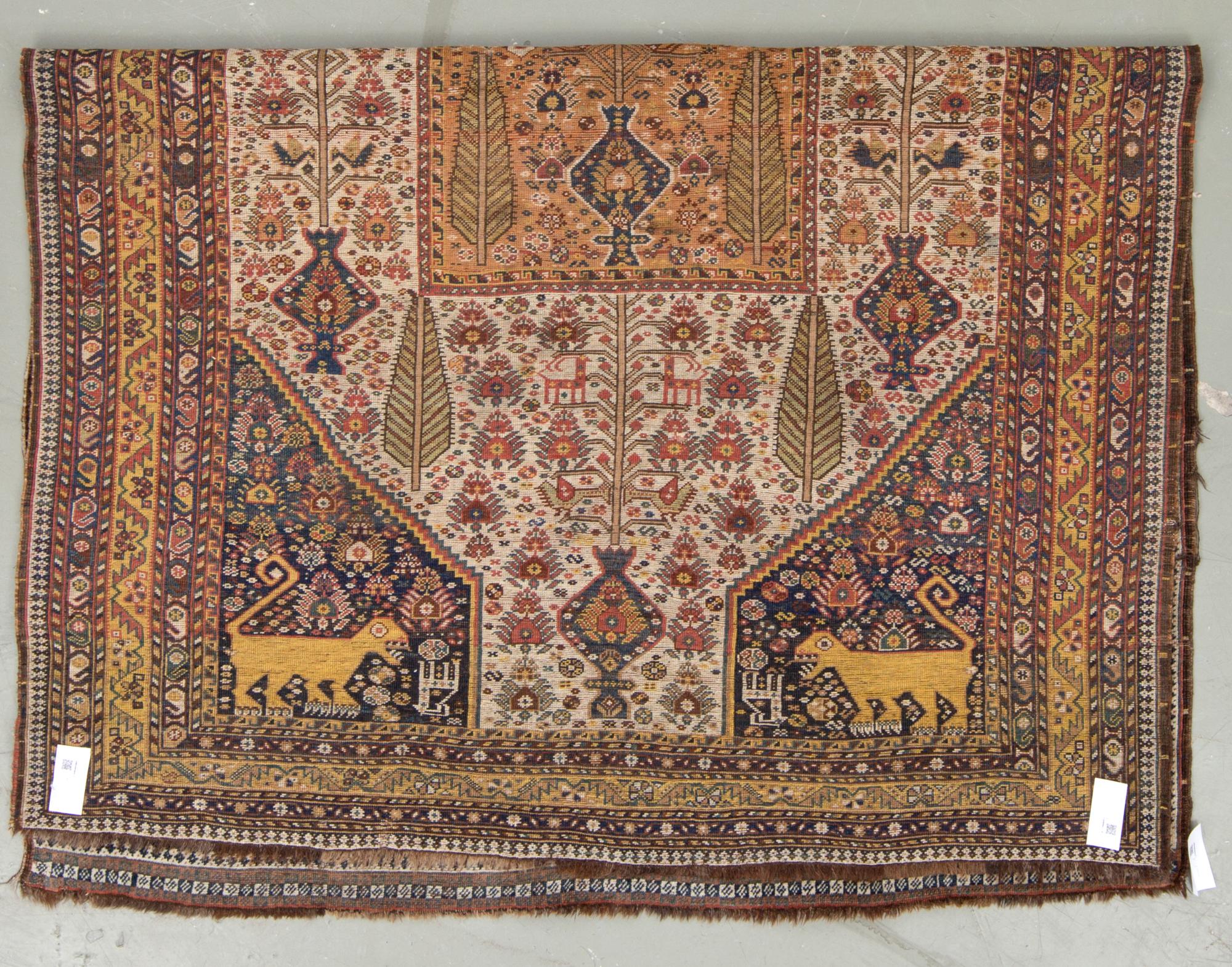 MATTA. Antik Kashgai. Ca 235x132 cm.