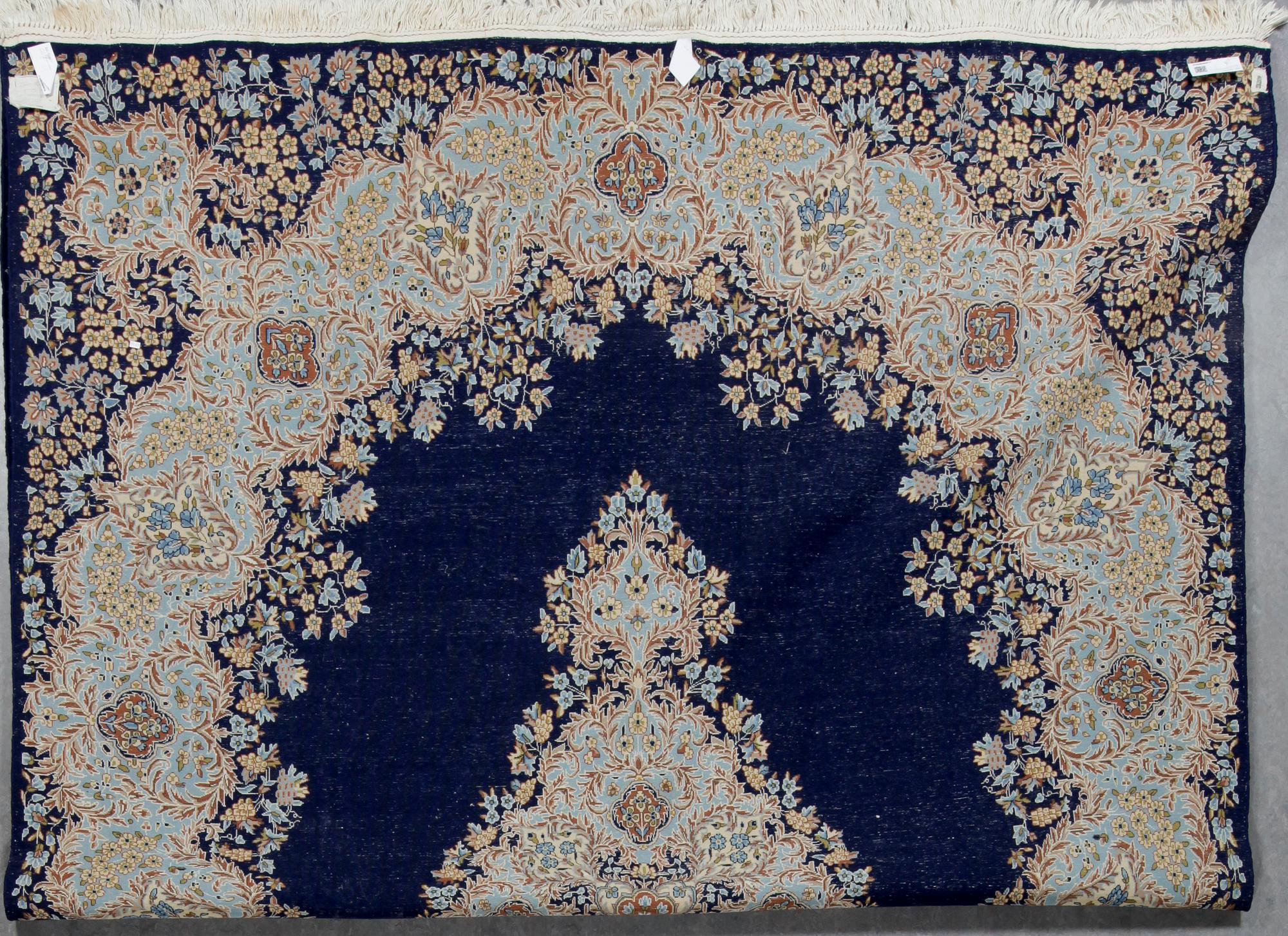 MATTA, möjligen Kirman, ca 350x247 cm.