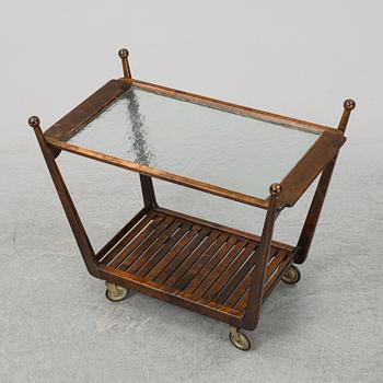 SERVERINGSVAGN, 1900-talets mitt.