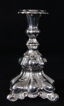 LJUSSTAKAR, 4 st, nysilver, rokokostil, 1900-tal.