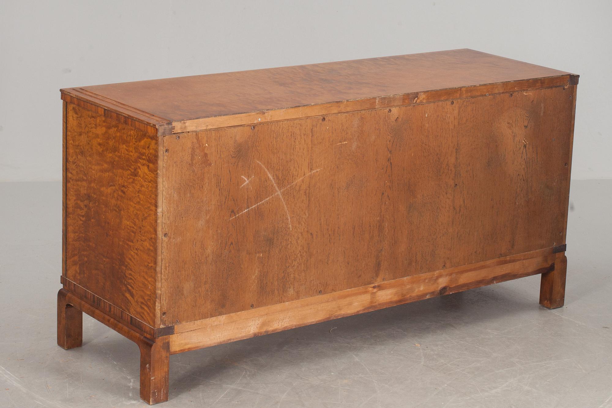 SIDEBOARD, Art deco, 1900-talets första hälft.