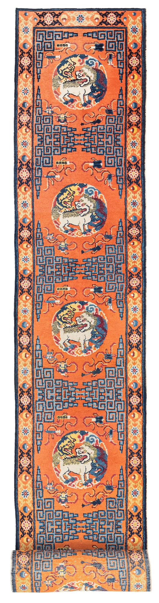 Gallerimatta, antik Ningxia, nordvästra Kina, ca 763 x 72 cm.