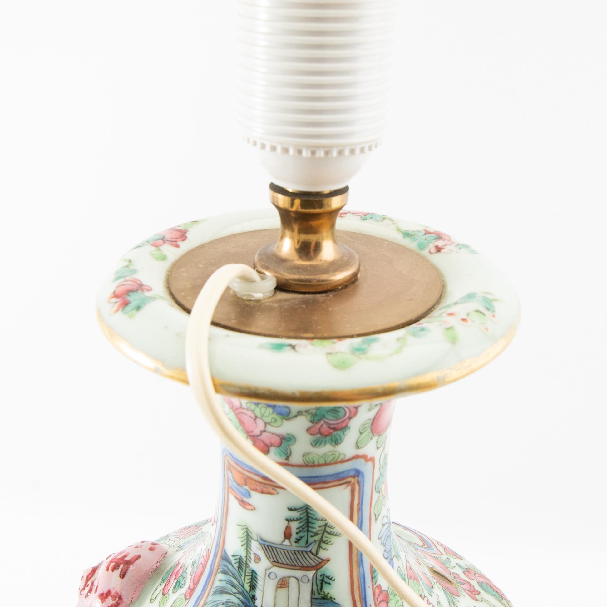 Vas/Lampa Kina  1800-tal  porslin.