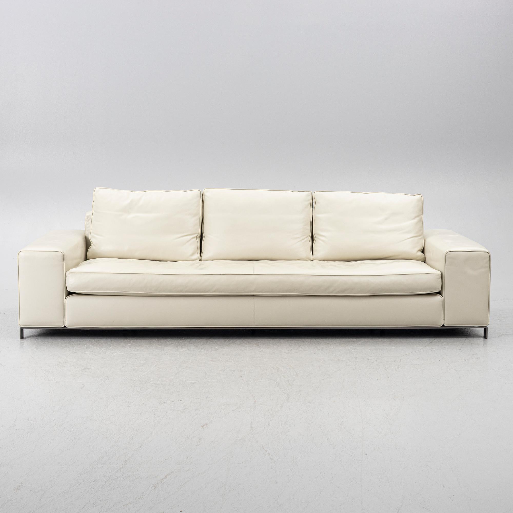 Rodolfo Dordoni, a 'Williams' sofa for Minotti.
