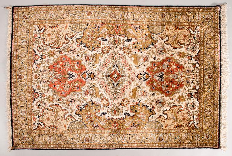 MATTA, silke, Qum, Iran 1960-70-tal. 156x108 cm.