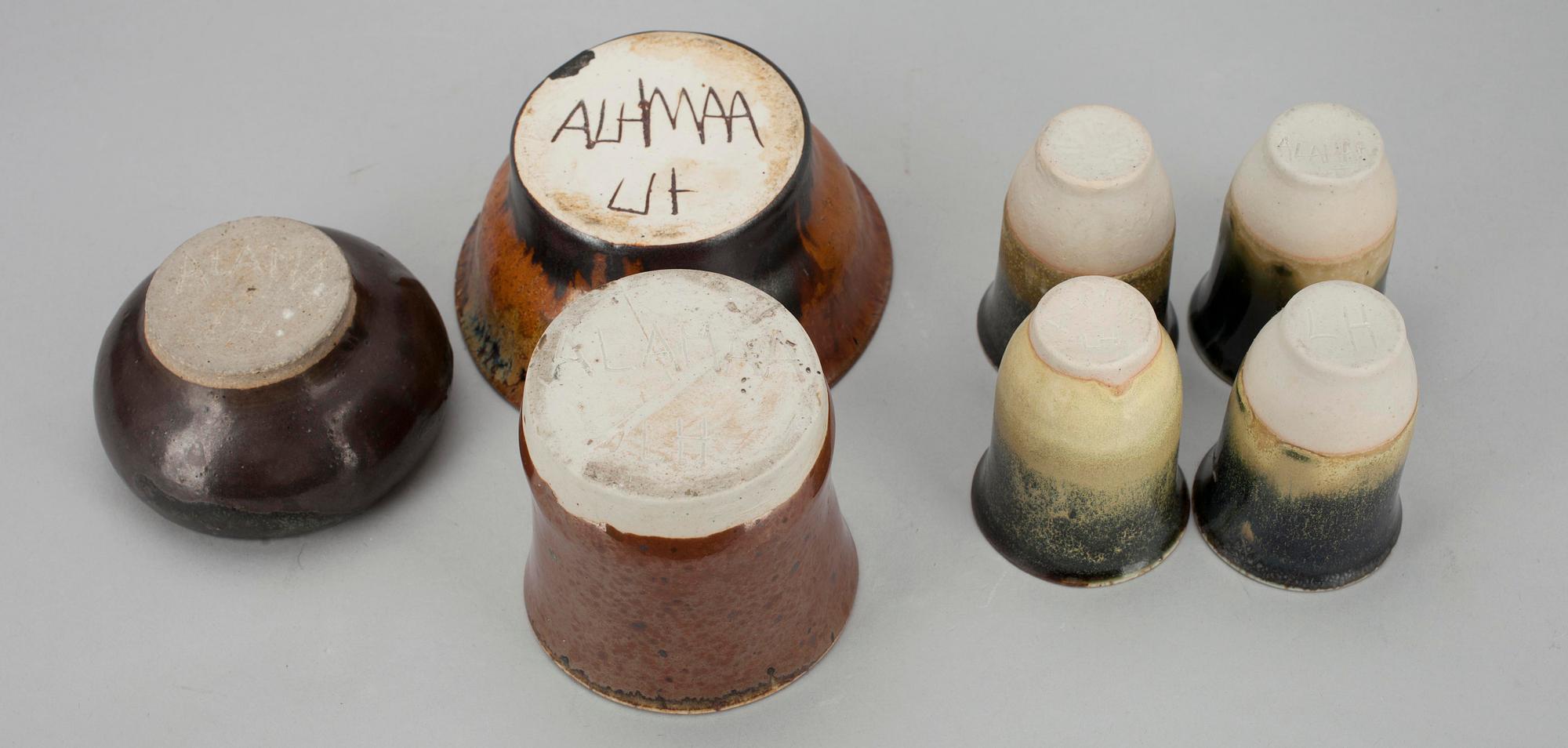 LIISA HALLAMAA (LARSEN), KÄRL, 10 st. keramik, sign. LH, Alamaa. 1970-tal.