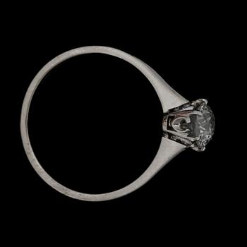 ENSTENSRING, vitguld 18k, gammalslipad diamant, Erik Thomassons Guld, Stockholm, troligen 1948. Vikt ca 2 gram.