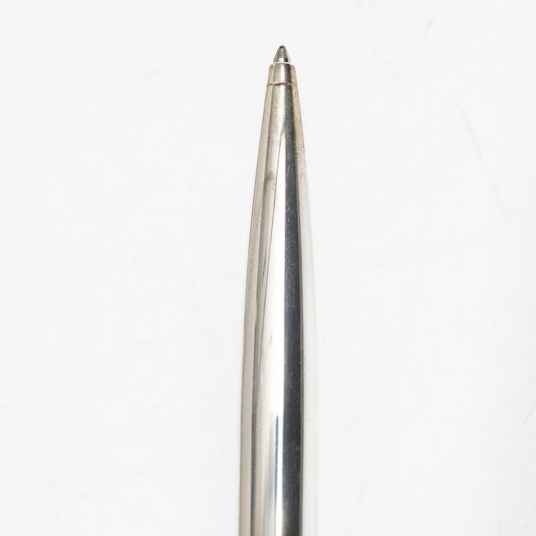 A Montblanc ballpoint pen, limited edition 'soulmakers for 100 years', 'Starwalker'.