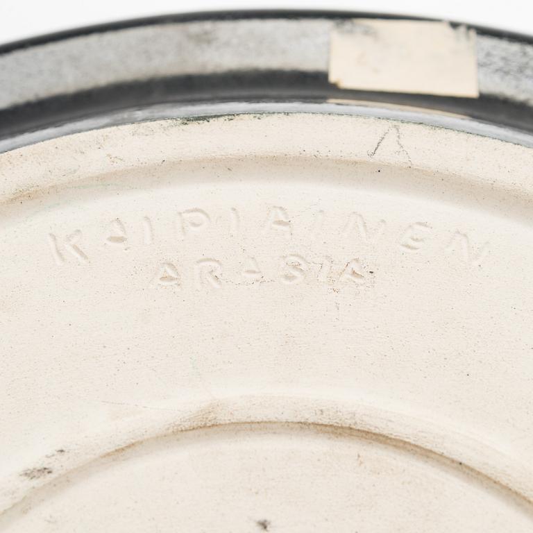 Birger Kaipiainen, koristemalja, kivitavaraa, signeerattu Kaipiainen Arabia.