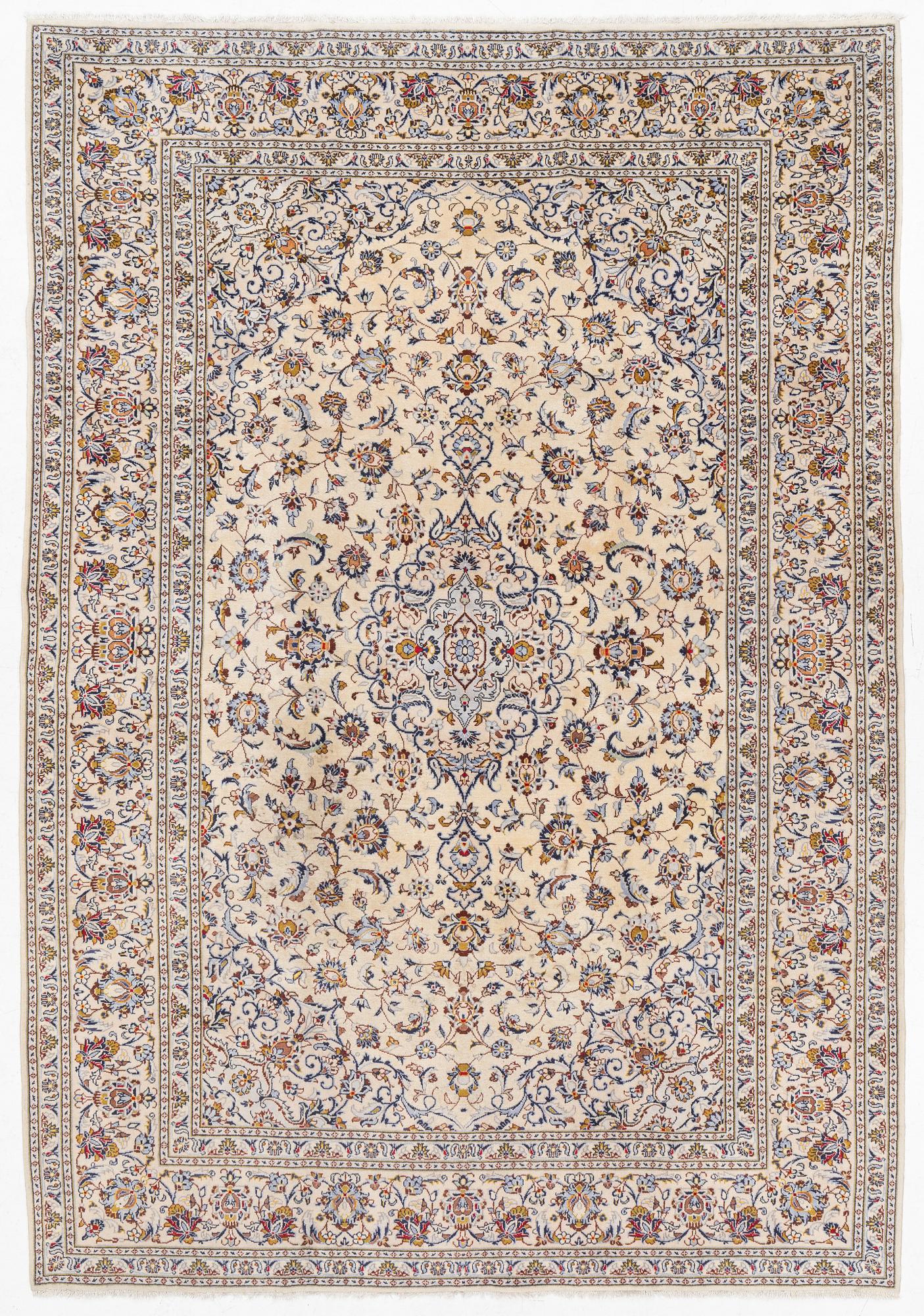 Carpet, Keshan, approx. 355 x 245 cm.