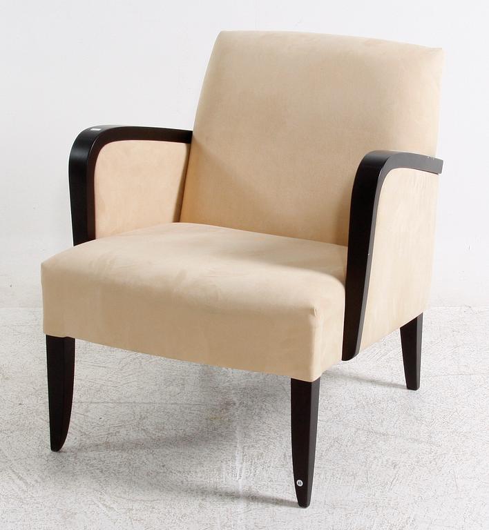FÅTÖLJ. Design Alberto Lievore.