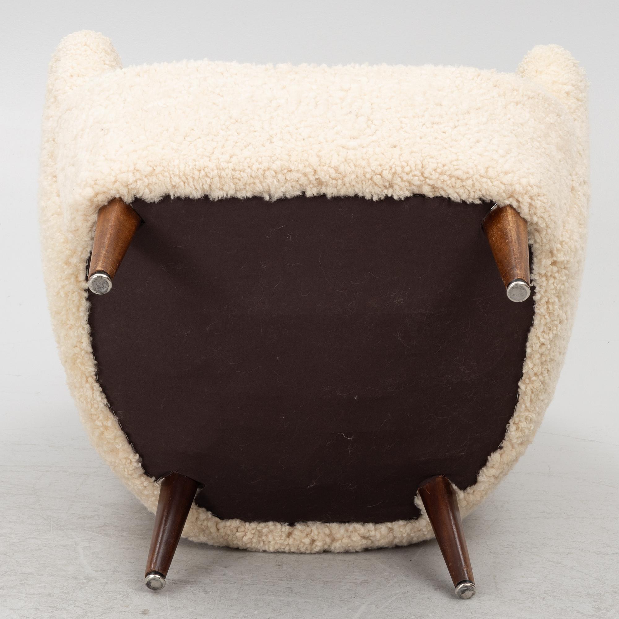 Armchair, mid-20th century.