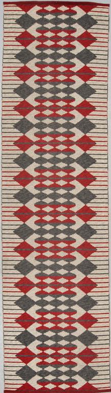 MATTA, dubbelvävd, 1900-talets mitt. Ca 326 X 88 cm.