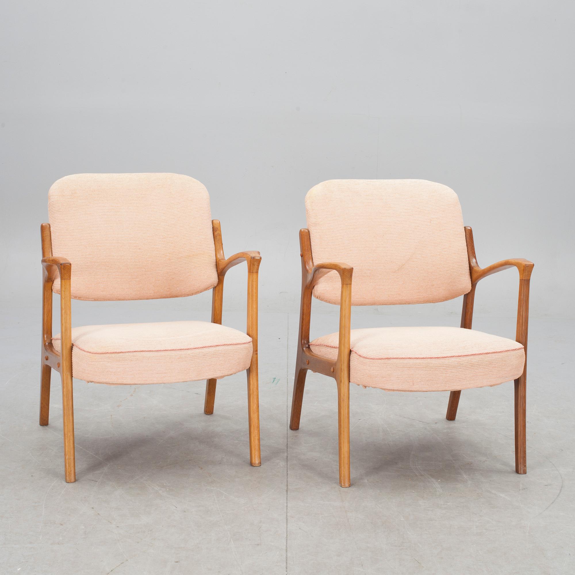 FÅTÖLJER, ett par, 1950-tal.