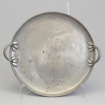 A pewter tray, Firma Svenskt Tenn, Stockholm 1932.