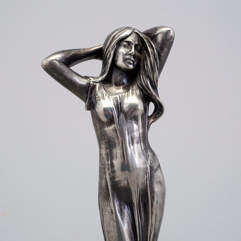 A bowl by WMF/Würtembergische Metallwarenfabrik, Germany, early 20th century.