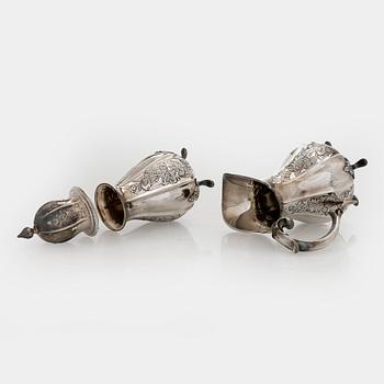 Hugo Grün, sockerruska och kanna, silver, Danmark 1955 och 1961.