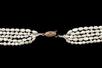 COLLIER, odlade sötvattenspärlor. Vikt 67g.