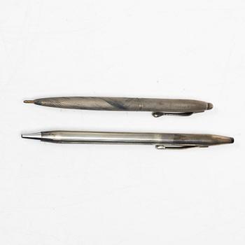 Silver, 9 delar, bl a stämplat Robert Pringle & Sons, London 1903.