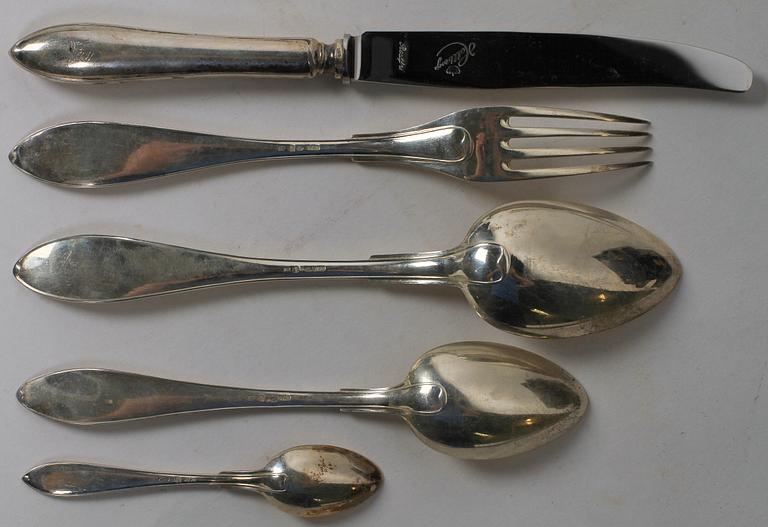 BESTICK, 60 delar, silver, modell "Svensk spets", CW Edvall Sundsvall 1912.