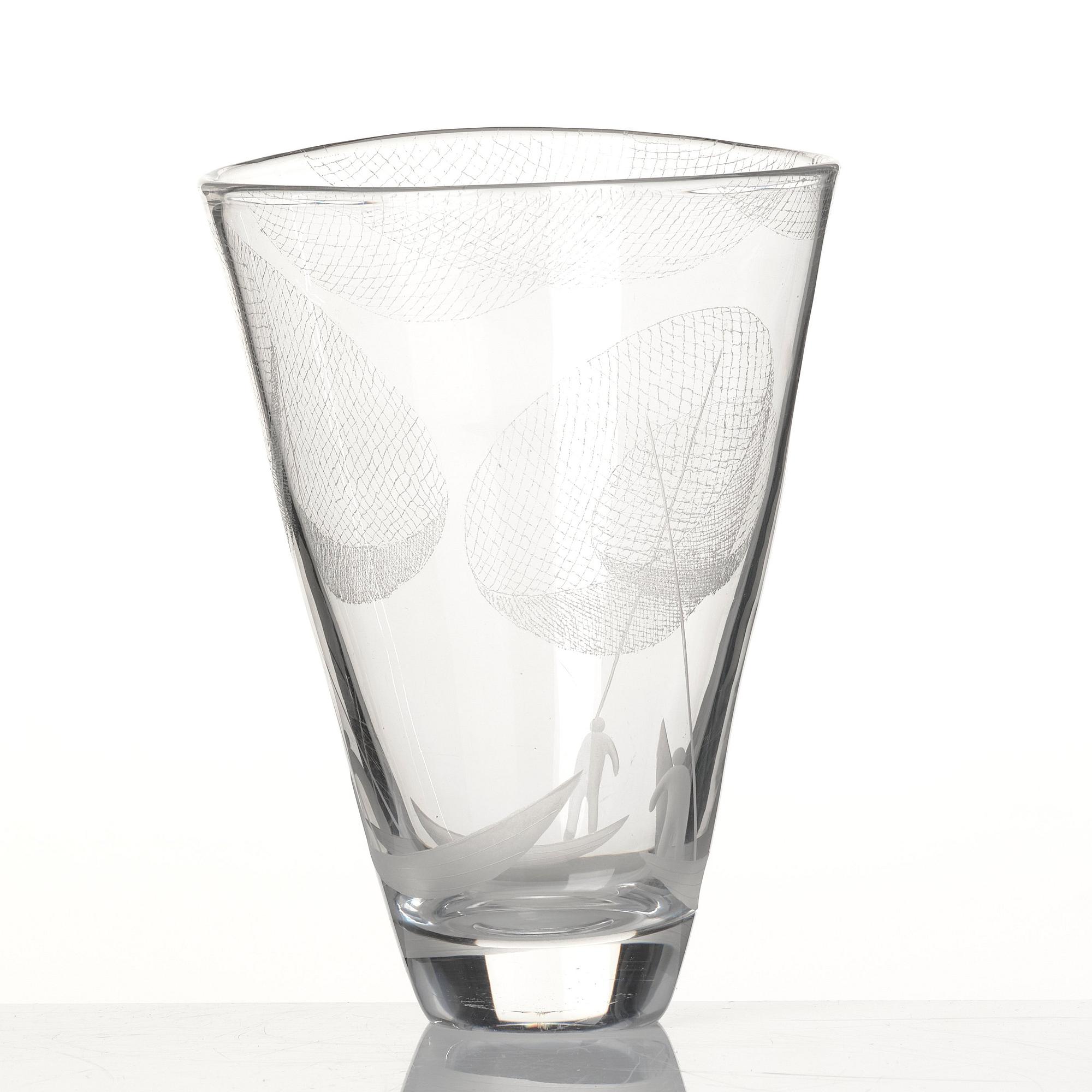 Vicke Lindstrand, an engraved glass vase, Kosta, Sweden 1950-60s.