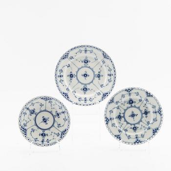 Royal Copenhagen, service pieces, 23 pcs, "Musselmalet", Royal Copenhagen, Denmark.