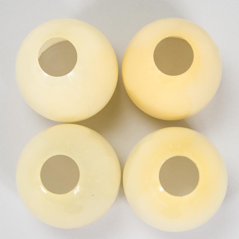 Paavo Tynell, kattovalaisin malli 9029/4, Taito, 1900-luvun puoliväli.