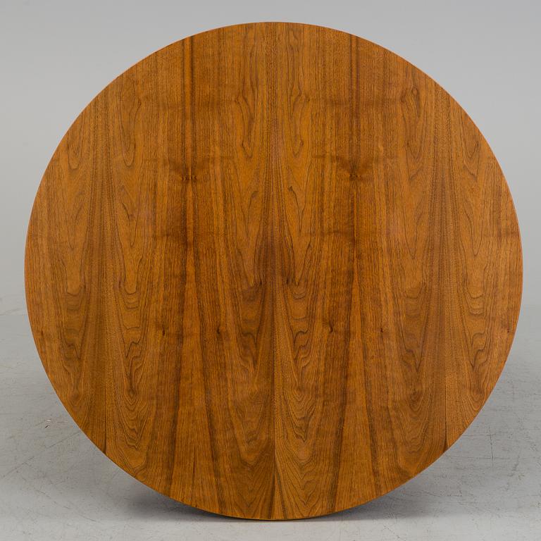 A dining table by AB Möbelfabriken Örnen Rydaholm, 20th century.