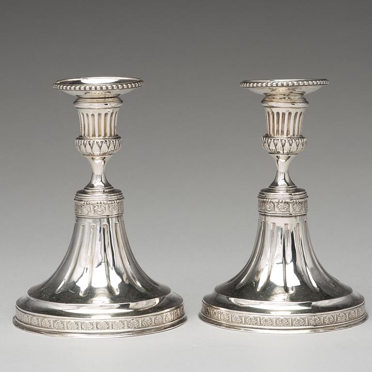 A pair of Swedish 18th century silver candlesticks, mark of Pehr Zethelius, Stockholm 1783.