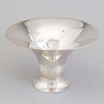 A Swedish Art Nouveau silver stemmed bow, maker's mark GAB, Stockholm 1926.